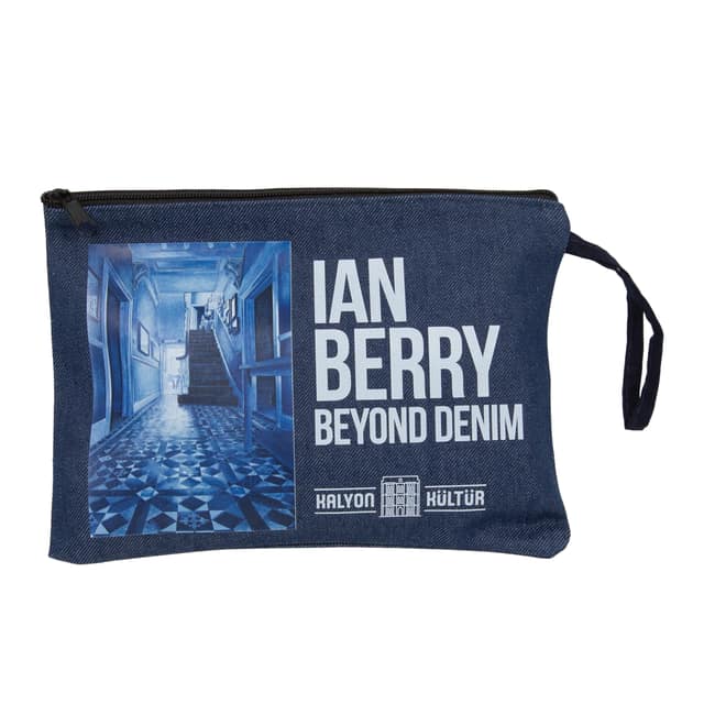 Zippered Pencil Case 07